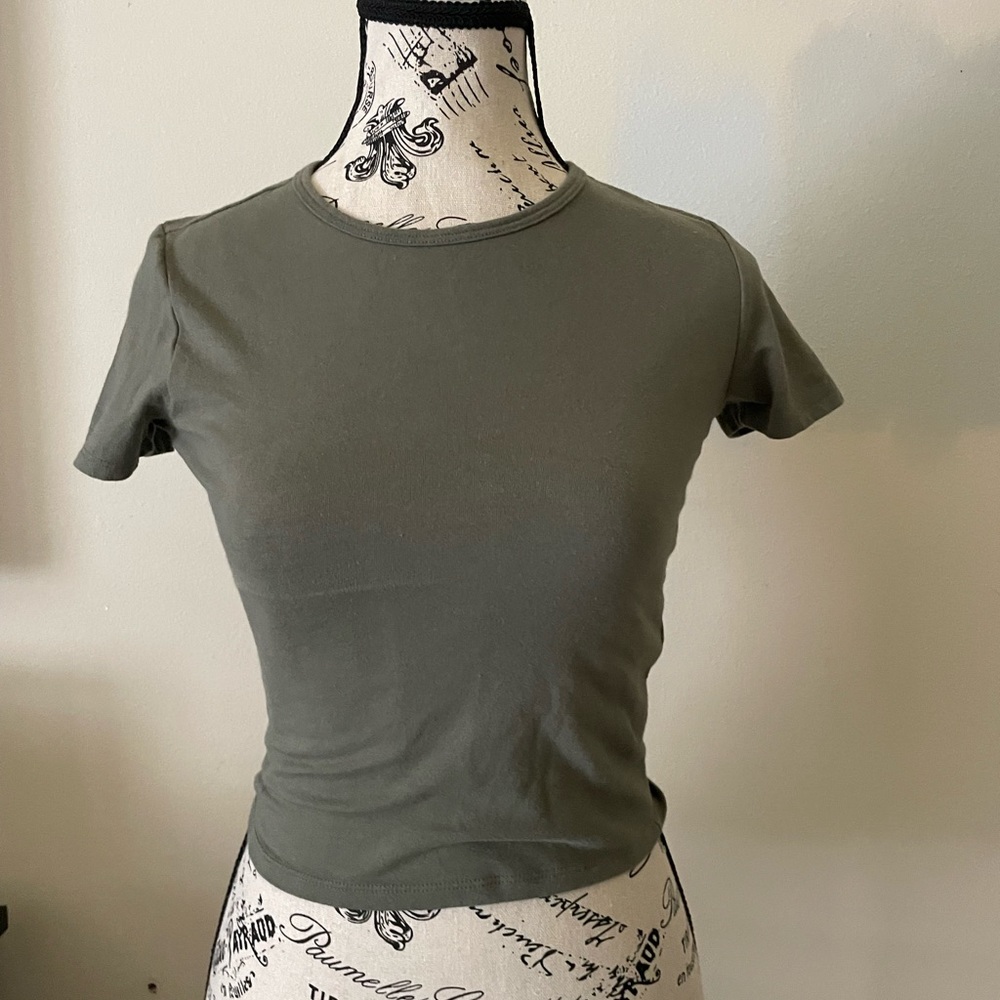 Hollister Must Have Collection Soft T Size S